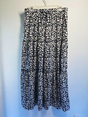 New Leopard Print Tiered Maxi Skirt With Pockets Black & White XL